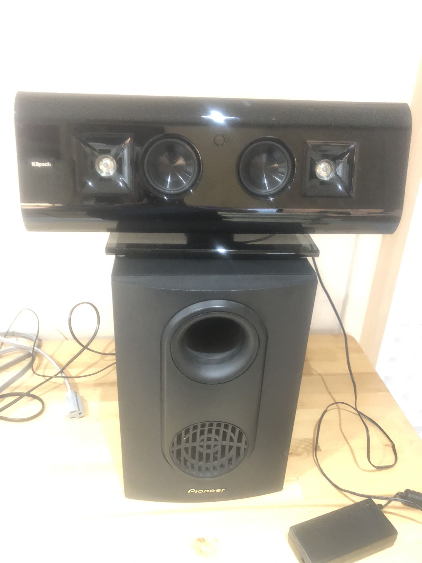 Klipsch G17 Air Center And Pioneer Sub Woofer