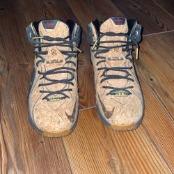 Lebron 12 Cork (barely worn)