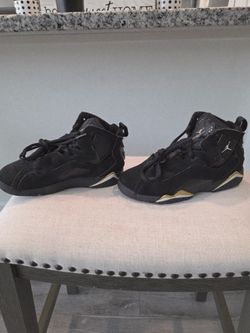 Boys Jordan's Size 1