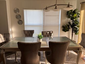 Dinning table