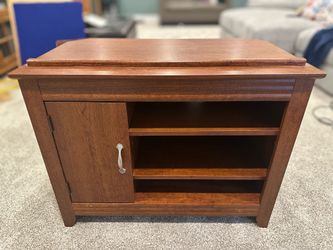Free TV stand
