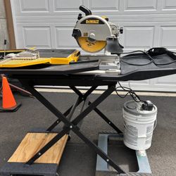 DeWALT 10” Tile Saw and table