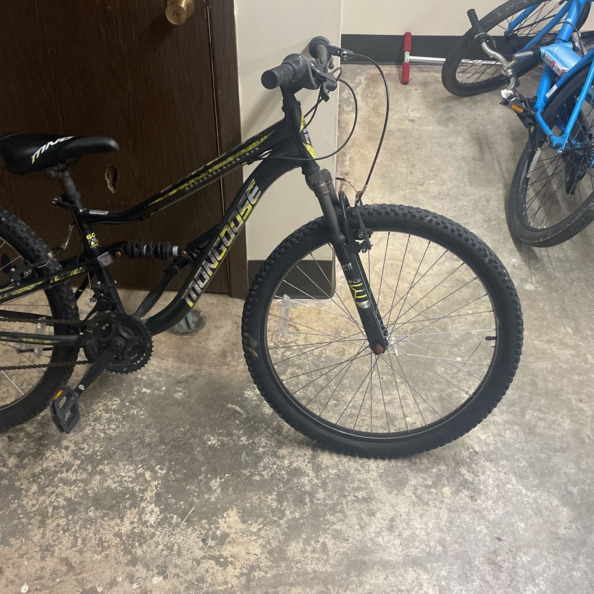 Mongoose Bike Sport