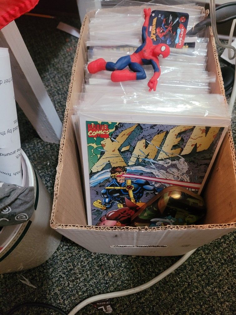 Box Of 100 Comics Just Ask To See Pictures .cheap Buy