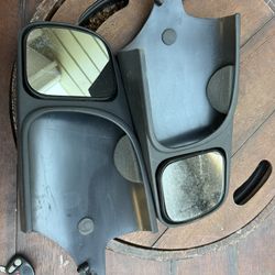 1999thru 2006 chevy or gmc mirror extensions for towing great shape