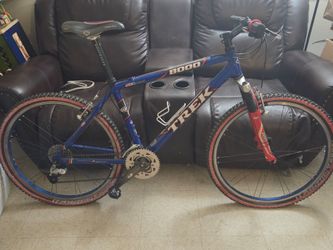 TREK SLR 8000 BIKE