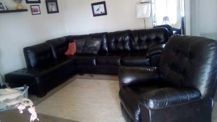 Black living room sofas