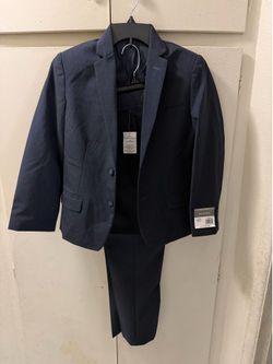 Van Heusen Little & Big Kid Boys Husky Fit Suit Jacket and Pants.  Color: Bank Blue.  Size 10H