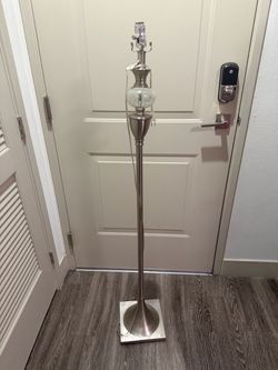 Floor lamp