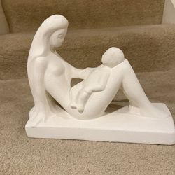 Vintage Royal Haeger Mother and Child Ceramic Statue Sculpture