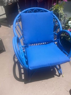 Vibrant Blue patio set