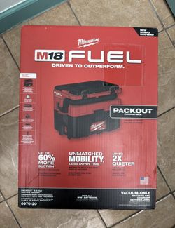 Milwaukee Tool 0970-20 M18 Fuel Packout 2.5 Gallon Wet/Dry Vacuum (Tool Only)