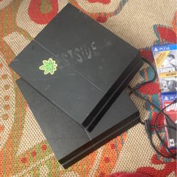 2 PS4 w 4 Games + controller 