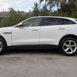 2018 Jaguar F-Pace