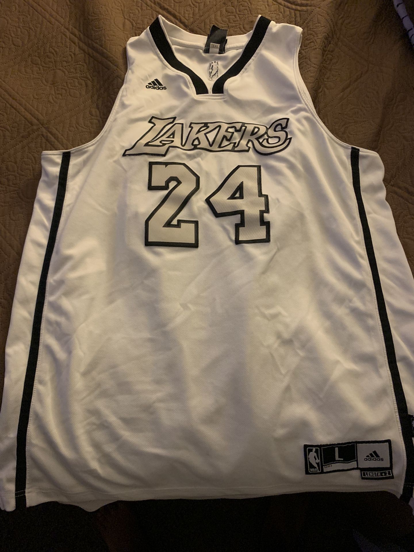 White And Black Kobe Bryant Jersey for Sale in Oxnard CA OfferUp