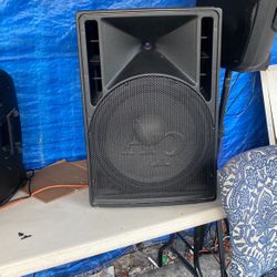 18 Inch Speaker Self Powerful 
