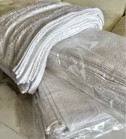 12 Pack Bath towels