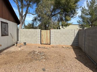 Wall concrete blocks