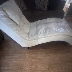 COUCH- (STANDALONE LAYDOWN COUCH)