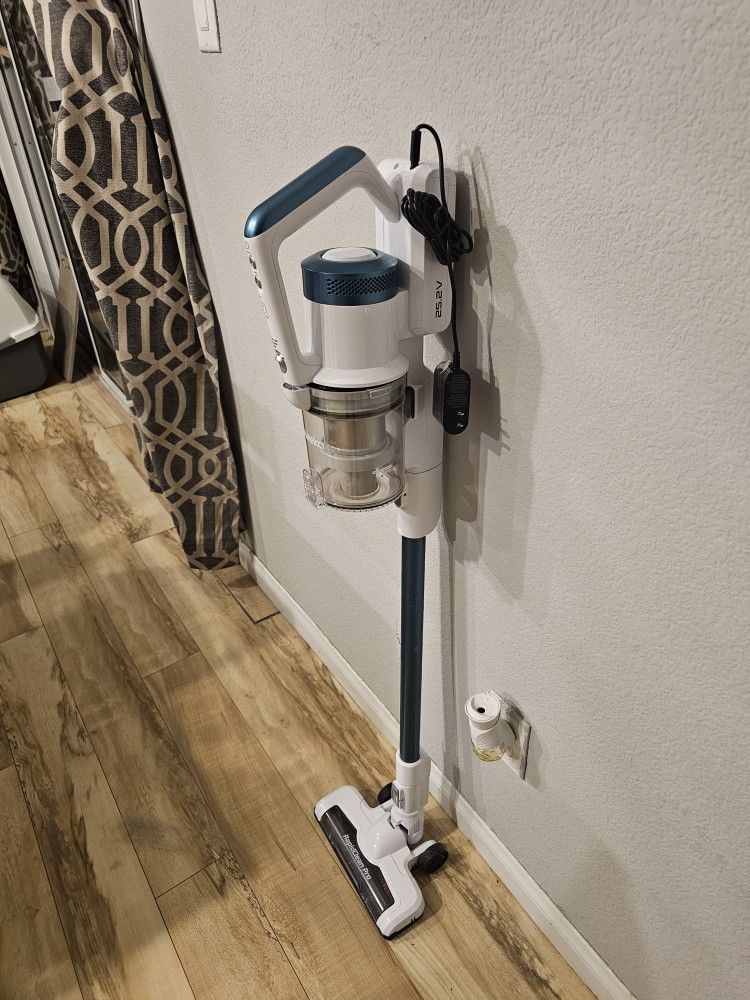 Eureka Rapid Clean Pro NEC180 2-in-1 Cordless Vacuum Stick & Handheld, Bagless