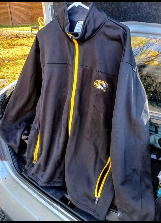 Missouri Tigers Zip Up Champion Jacket - Size XL, SELL