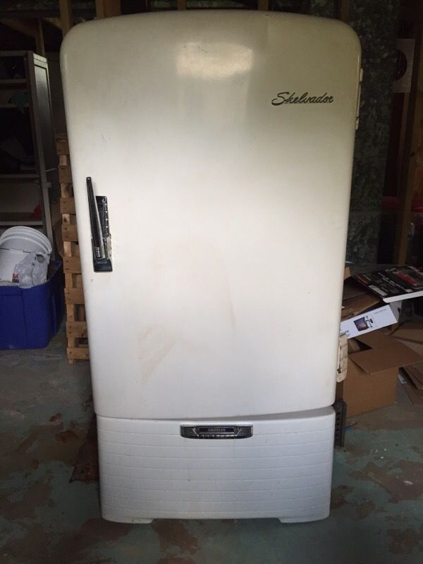 Vintage Refrigerator- Crosley Shelvador 1940's