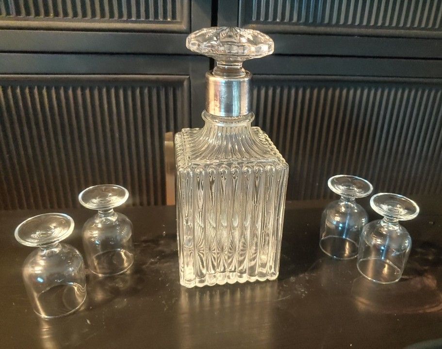 Vintage Decanter Set