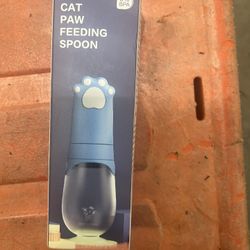NEW Cat Paw Feeding Spoon