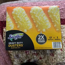 Swiffer Heavy Duty Dusters Dusting Kit 17 Refills 1 Handle