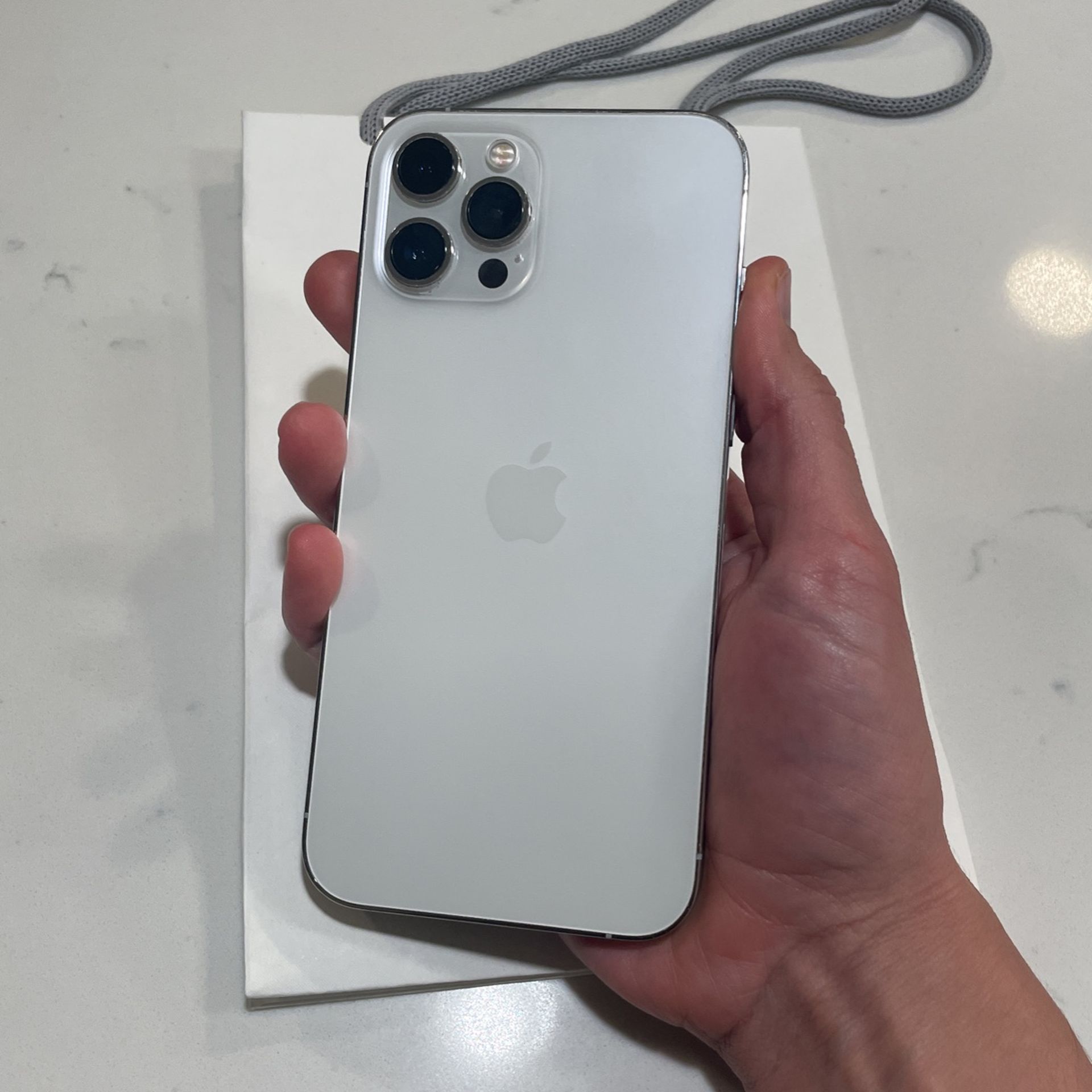 iPhone 12 Pro Max 256gb White Unlocked Any Carrier! Verizon AT&T