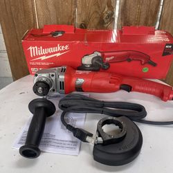 Milwaukee (Brand Rating: 4.6/5) 11 Amp 4.5 in. Small Angle Grinder with Trigger Grip