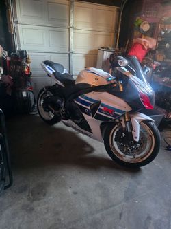 2013 gsxr1000  million edition