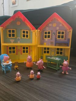 Peppa Pig house (B)