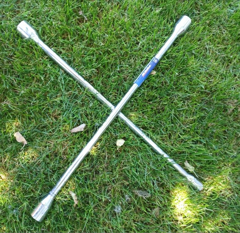 Lug Nut Wrench