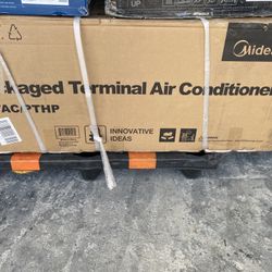 Midea 9,000 BTU PTAC HP, 3.5KW Heat, 230-Volt