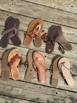 Assorted size 9 sandals