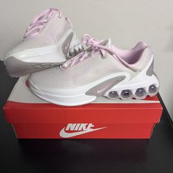 Nike Air Max  Brand New  Unused  Pick Up In Queen 