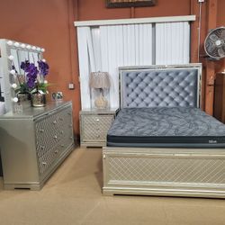 4pc Queen Bedroom Set