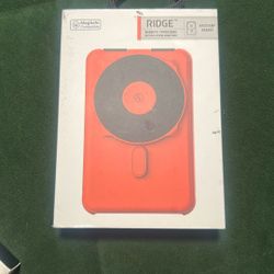 The Ridge Wallet Magnetic Power Bank 