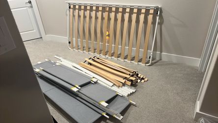 IKEA Vitval White Bunk bed w/ Trundle