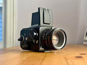 Hasselblad 500C/M Kit black camera