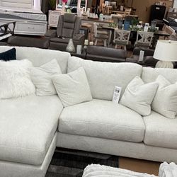 Sectional With Chaise