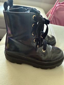 Girl black boots