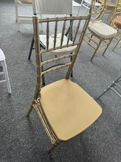 40 chairs for 1500