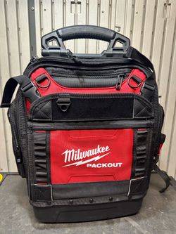 Milwaukee packout backpack