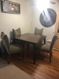 dining room set