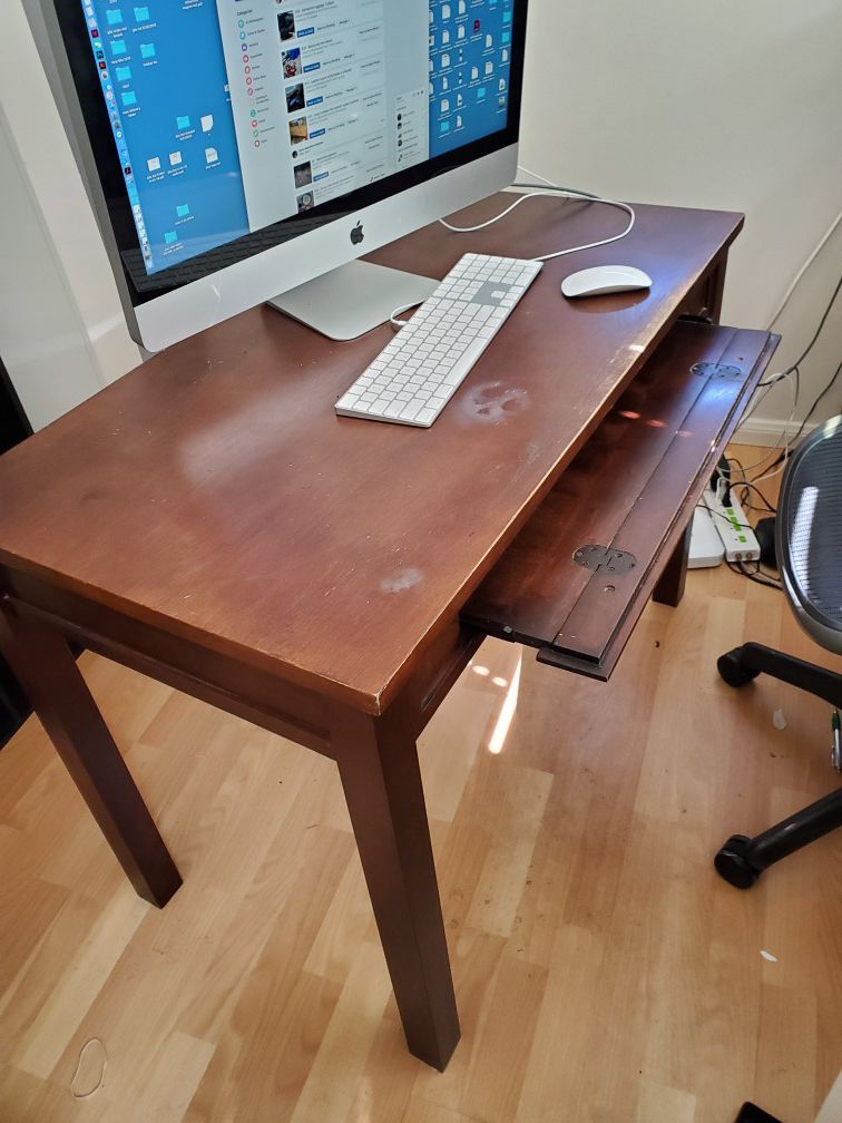 Small wood desk 10