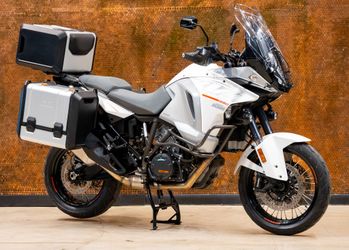 2015  KTM 1290 SUPER ADVENTURE