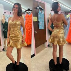 New With Tags Gold Sequin Short Formal Dress & Homecoming Dress $30
