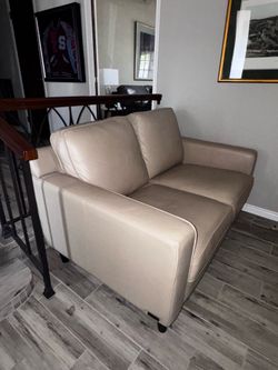 Love seat